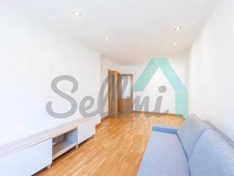 Pis de 82 m² a Oviedo