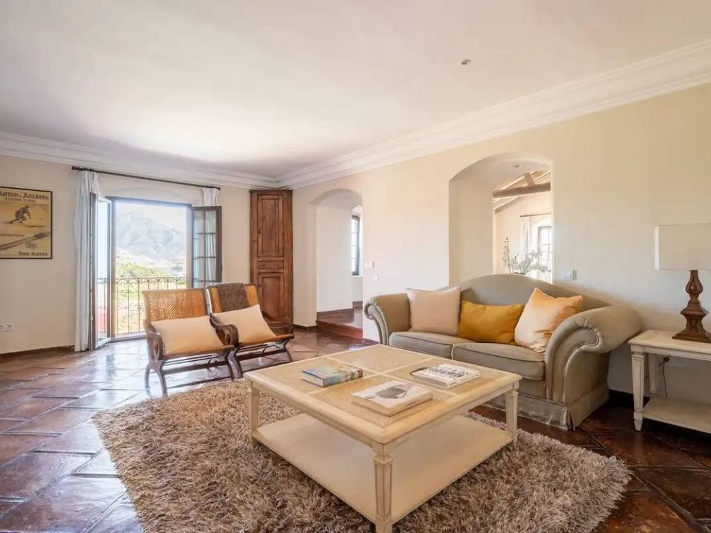 Casa de 1089 m² en Benahavís