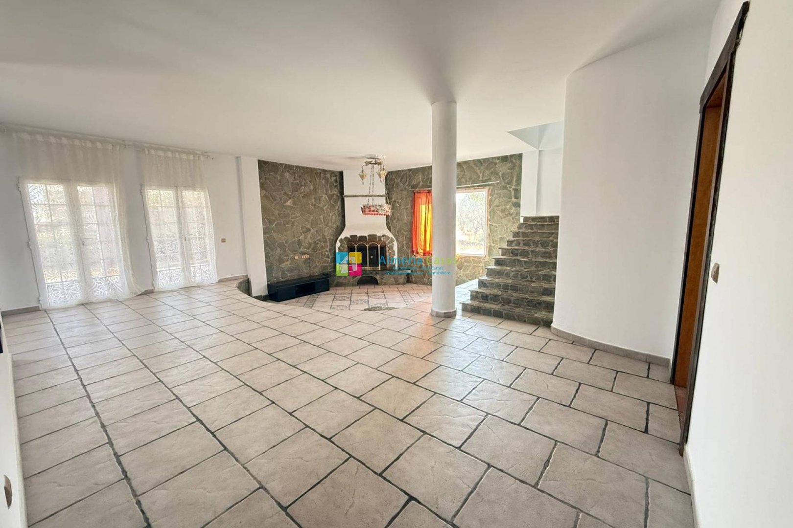 Piso de 300 m² en Albox
