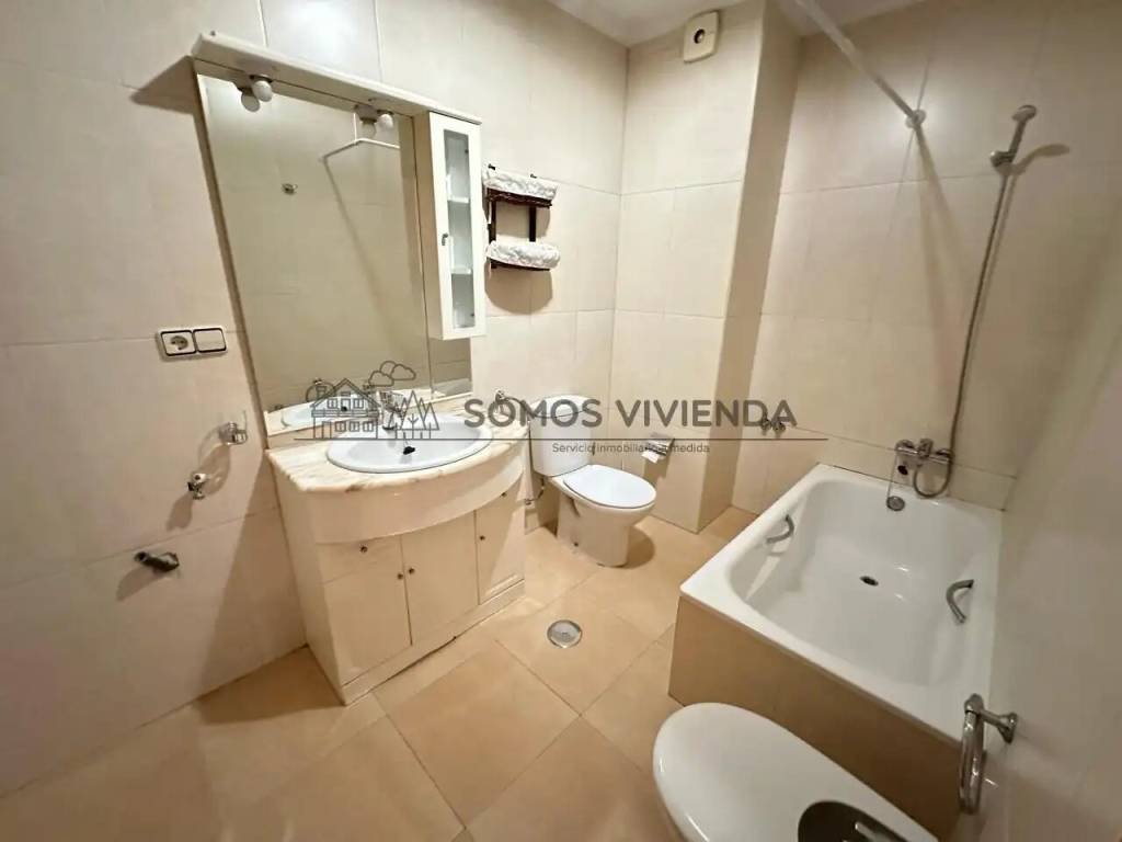 Pis de 81 m² a Ourense