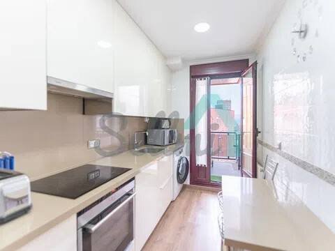 Piso de 80 m² en Oviedo