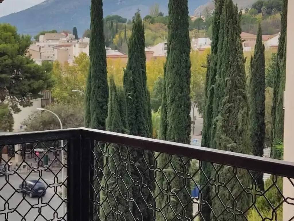 Piso de 94 m² en Jaén