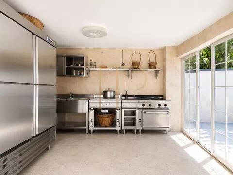 Casa de 350 m² en Castelldefels