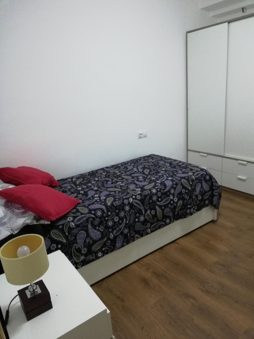Chambre à louer, Valence