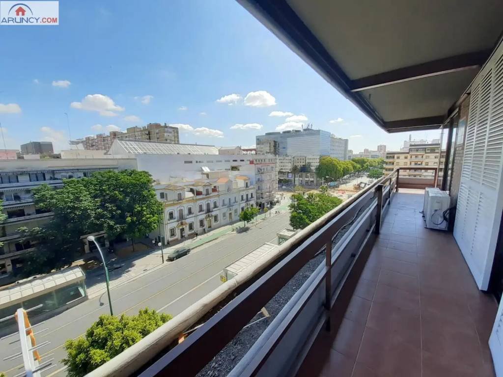 Piso de 120 m² en Sevilla