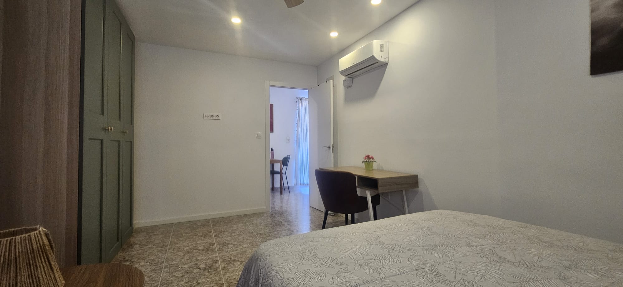 Habitación 130 m², Alicante