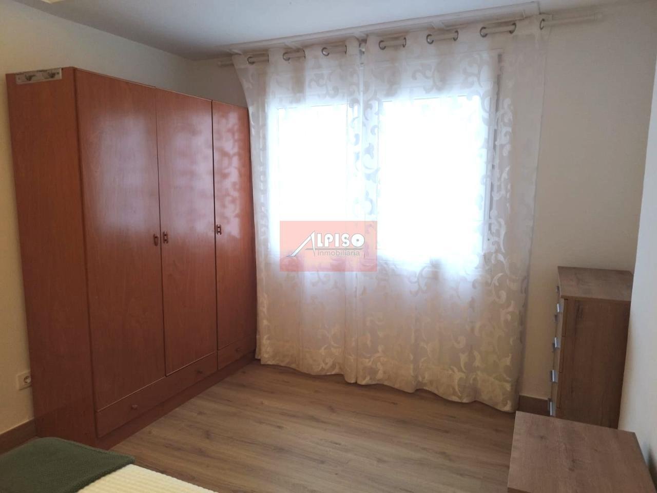 Piso de 85 m² en Ourense
