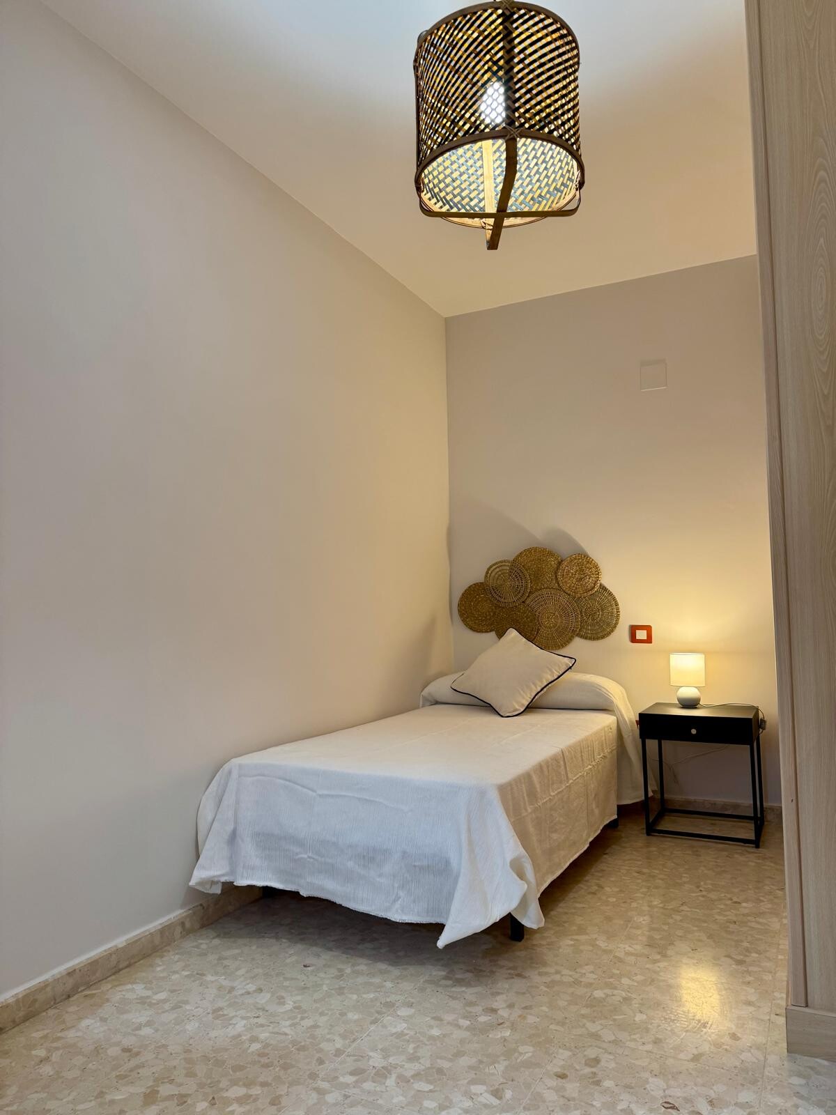 Habitación 300 m², Badajoz