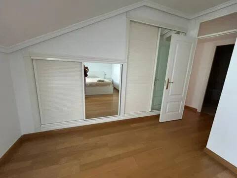 Piso de 90 m² en Segovia