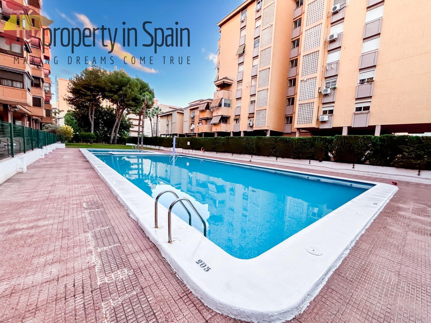 Habitación 98 m², Alicante