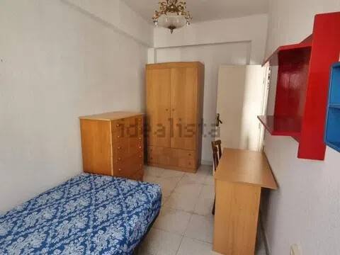 Piso de 80 m² en Almería