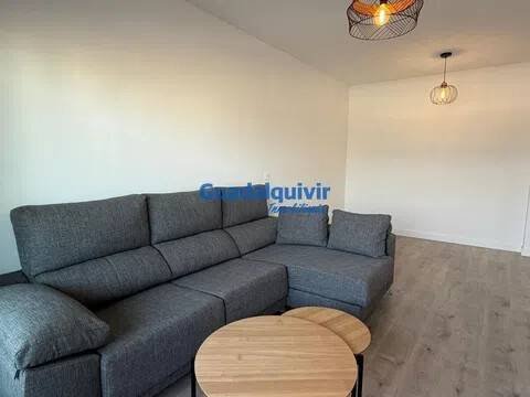 Piso de 101 m² en Dos Hermanas