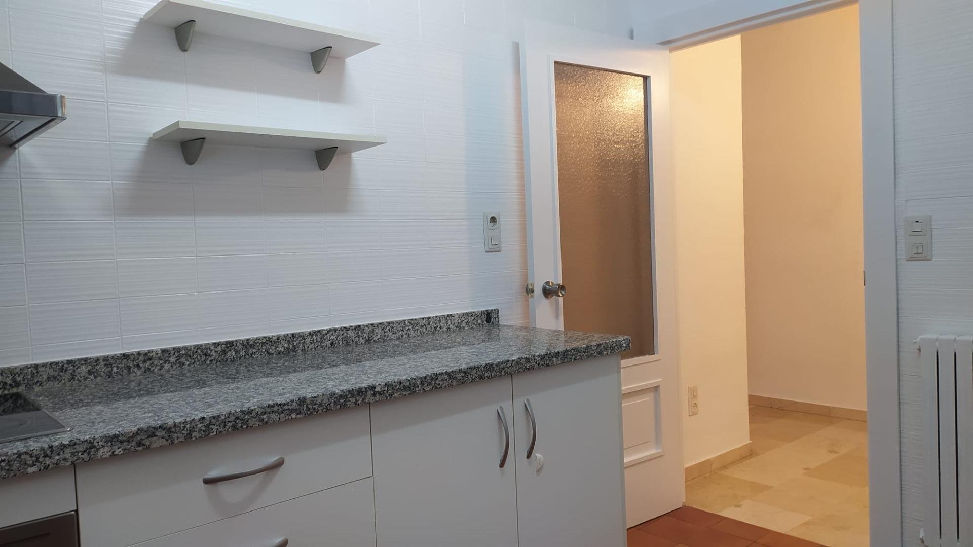 Apartamento 100 m² em Granada