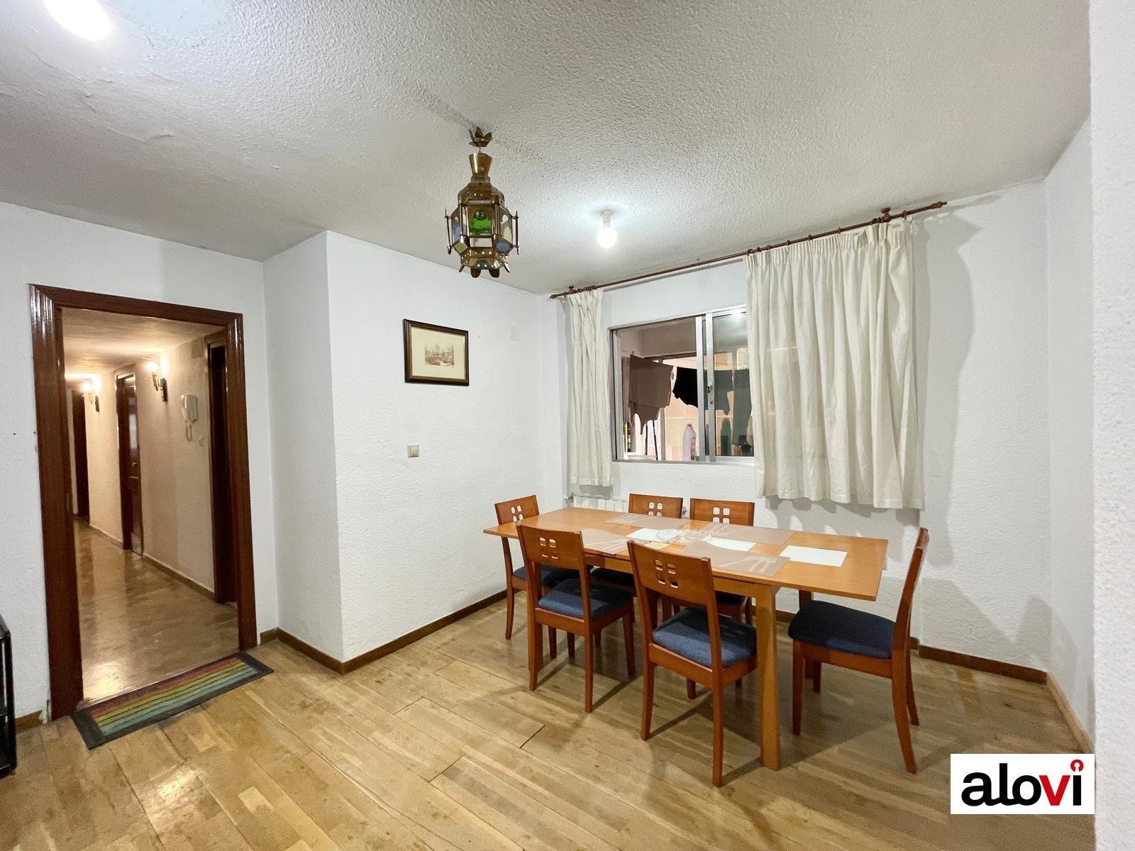 Habitación 200 m², Granada