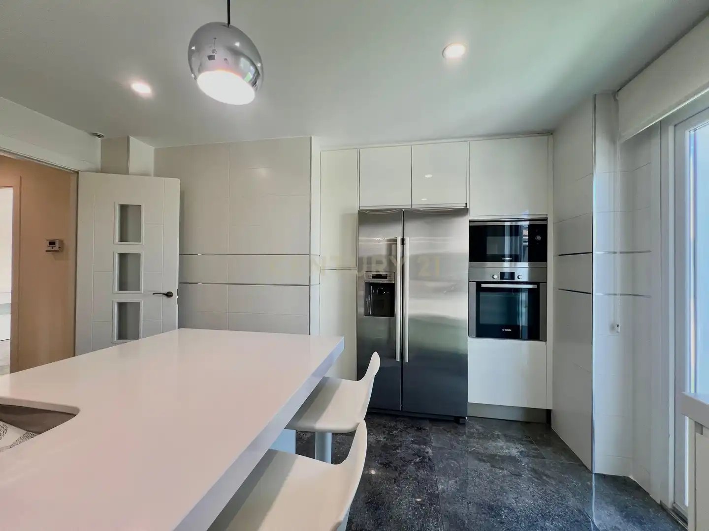 House 250 m² in Ogíjares