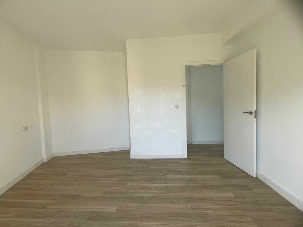 Flat 141 m² in Granada