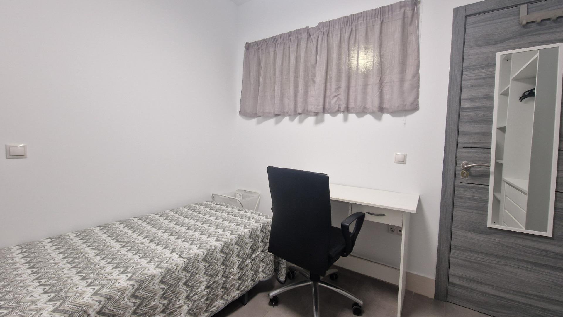 Quarto 15 m², Málaga