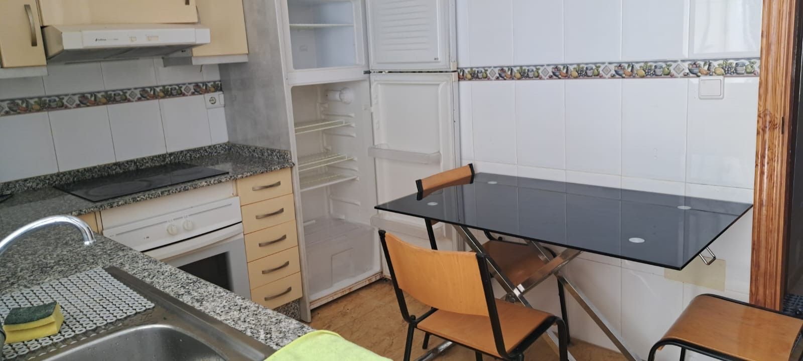 Pis de 100 m² a Oriola