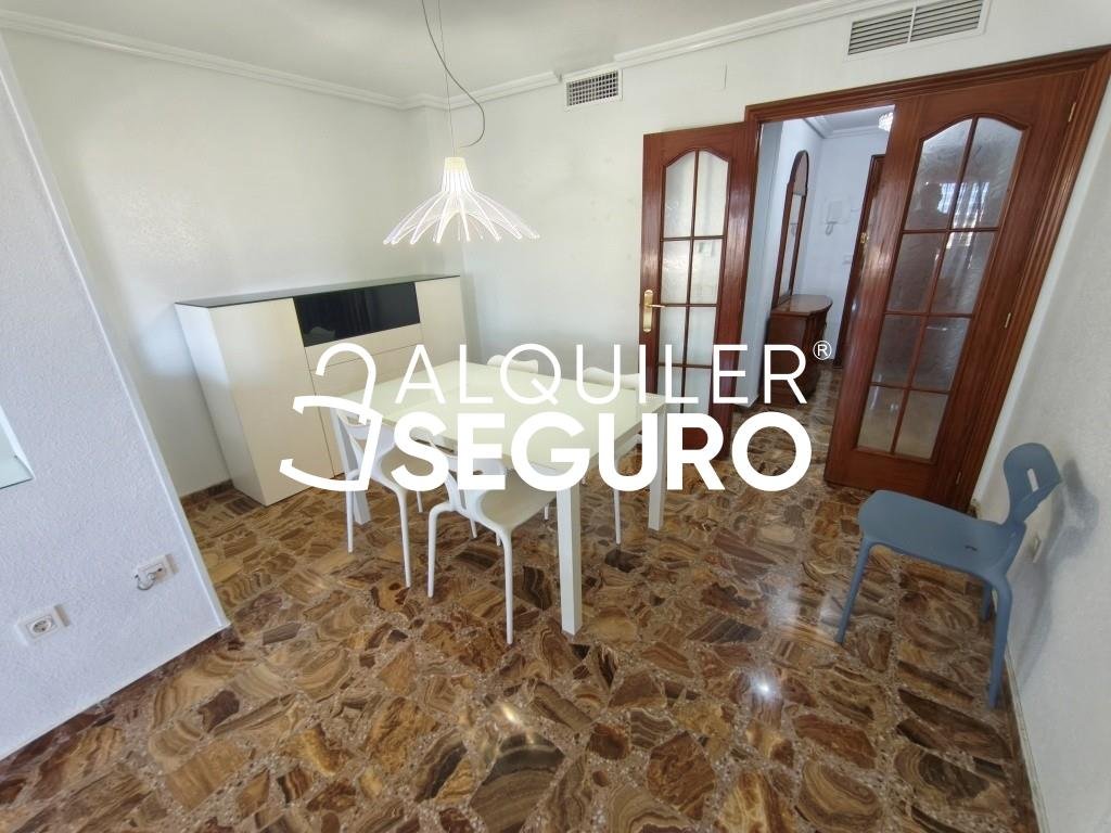 Piso de 131 m² en Alicante