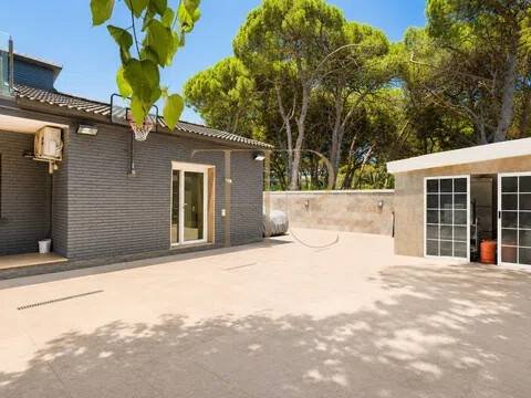 Casa de 350 m² en Castelldefels