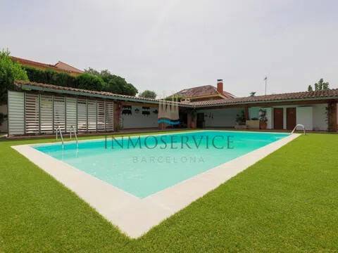 Casa de 500 m² a Sant Cugat del Vallès