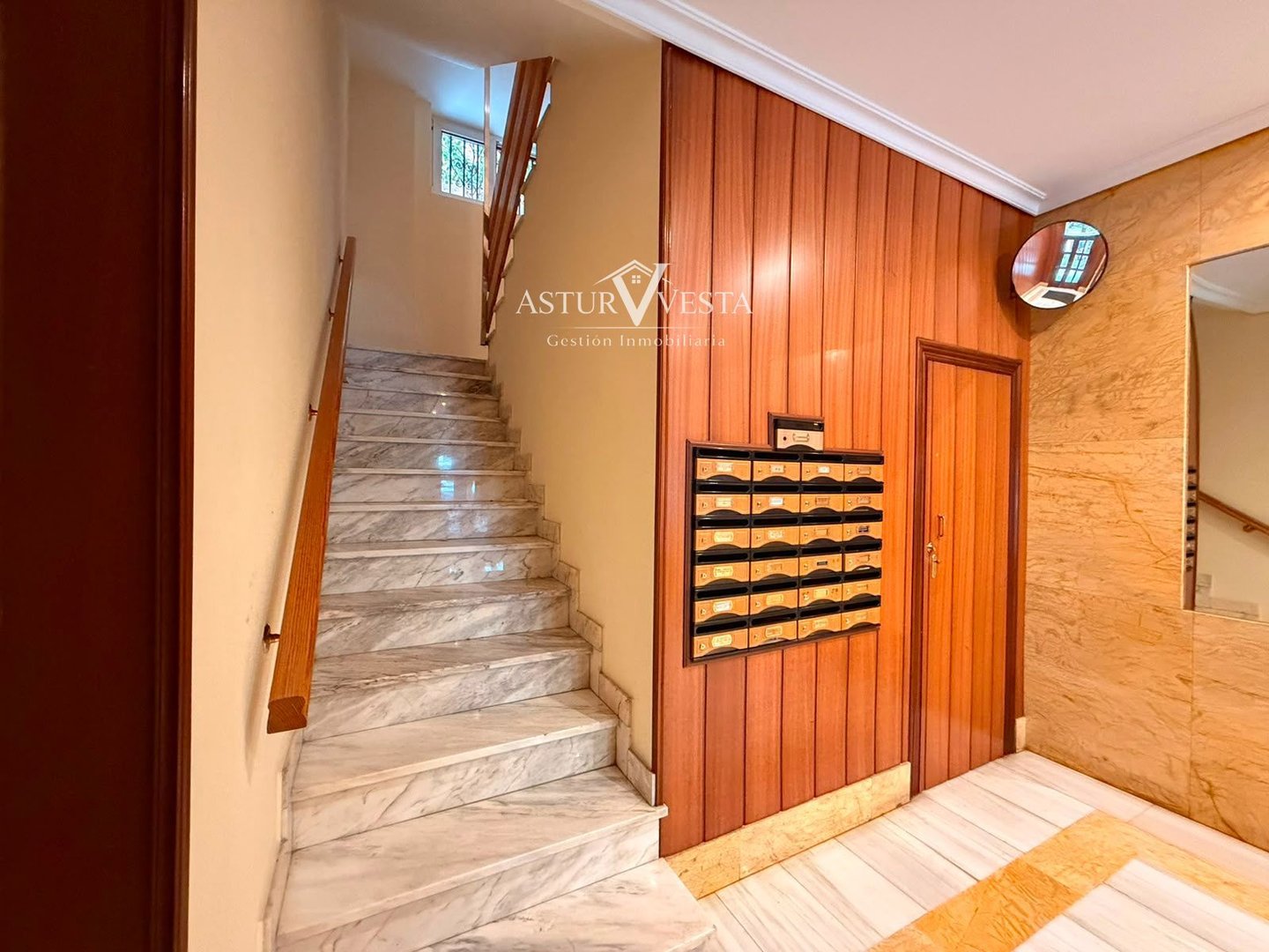 Piso de 82 m² en Gijón