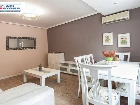 Piso de 90 m² en Zaragoza