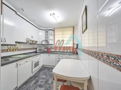 Piso de 106 m² en Oviedo