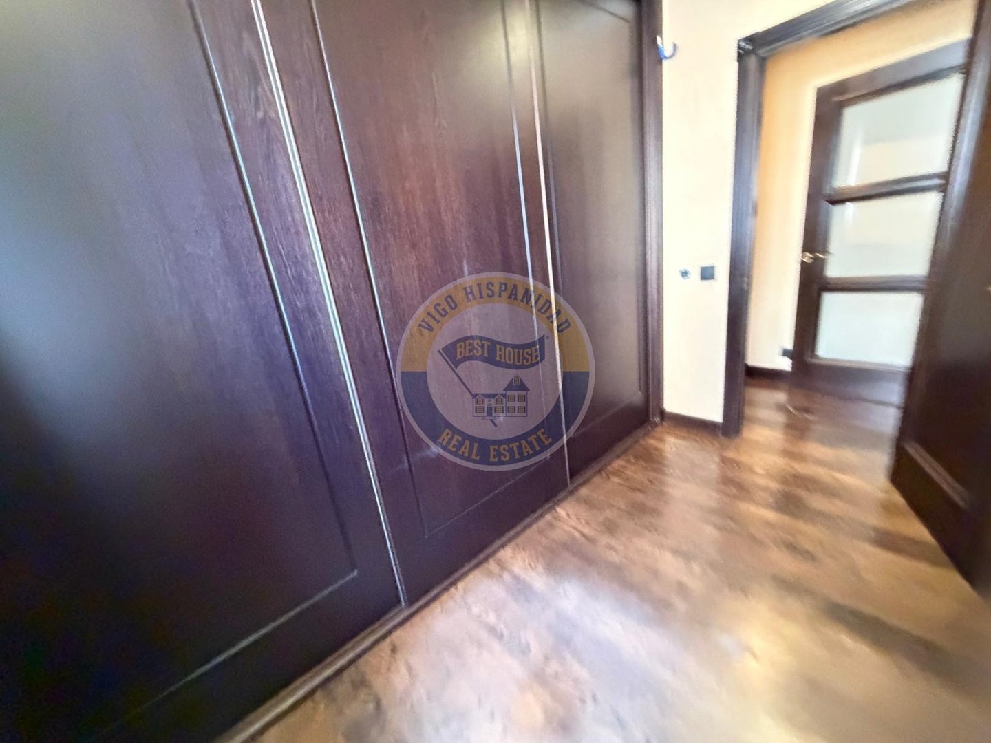 Piso de 250 m² en Vigo