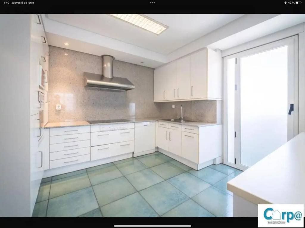 Piso de 189 m² en Pamplona