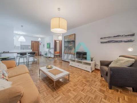 Piso de 89 m² en Oviedo