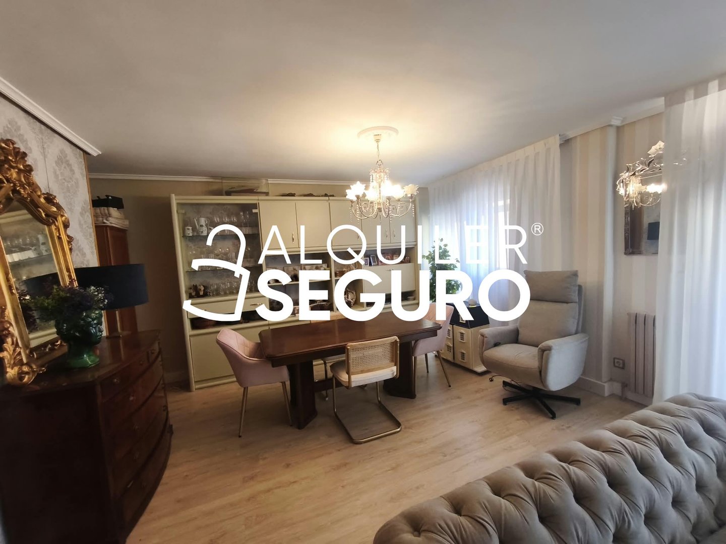 Piso de 140 m² en Zaragoza