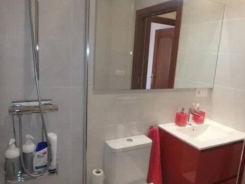 Piso de 80 m² en Pamplona