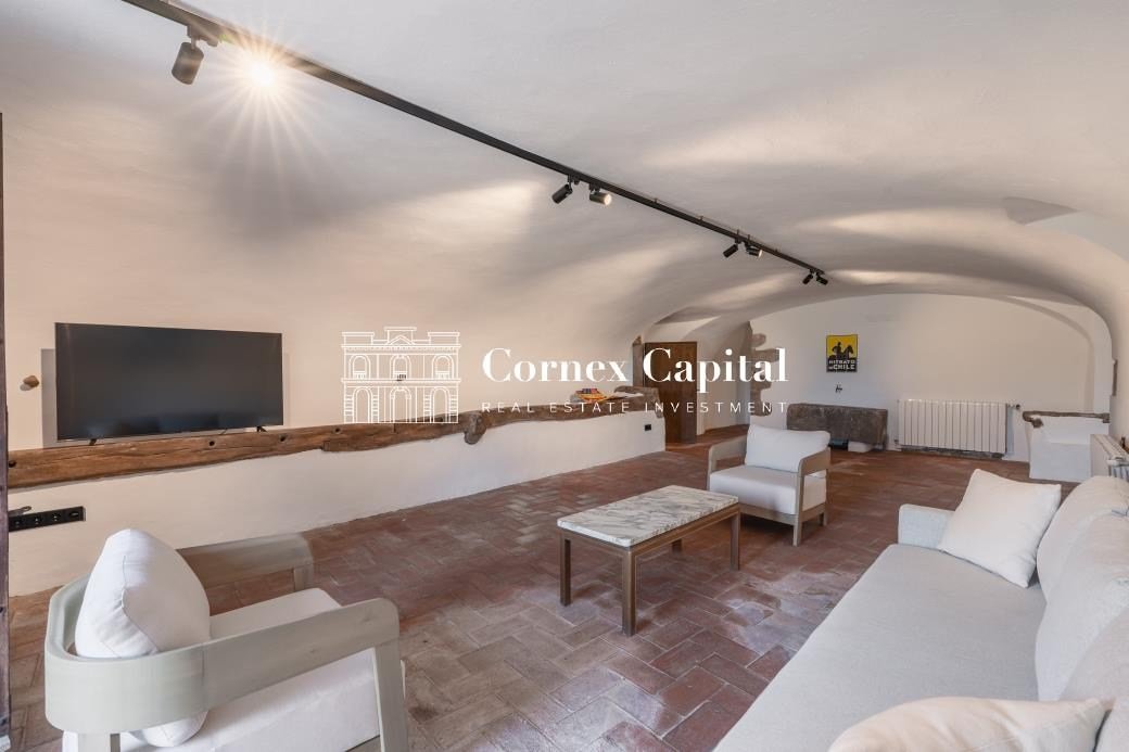 Piso de 1000 m² en Rupià