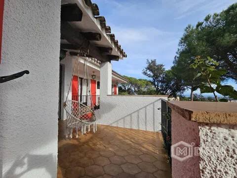Casa de 227 m² en Sant Feliu de Guíxols