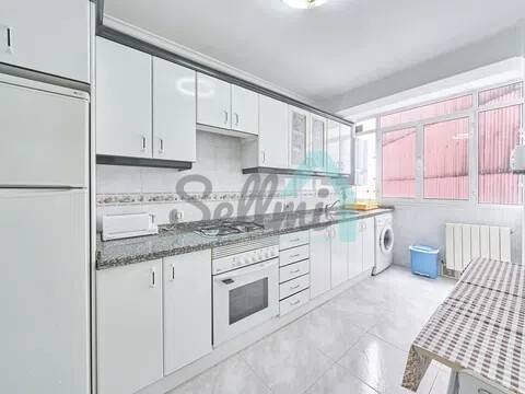Piso de 86 m² en Oviedo
