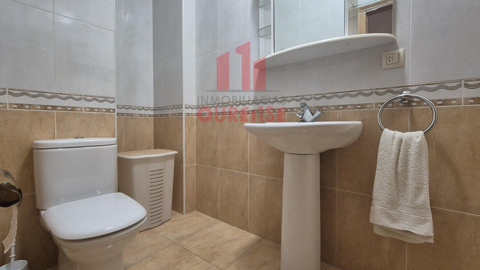 Piso de 95 m² en Ourense