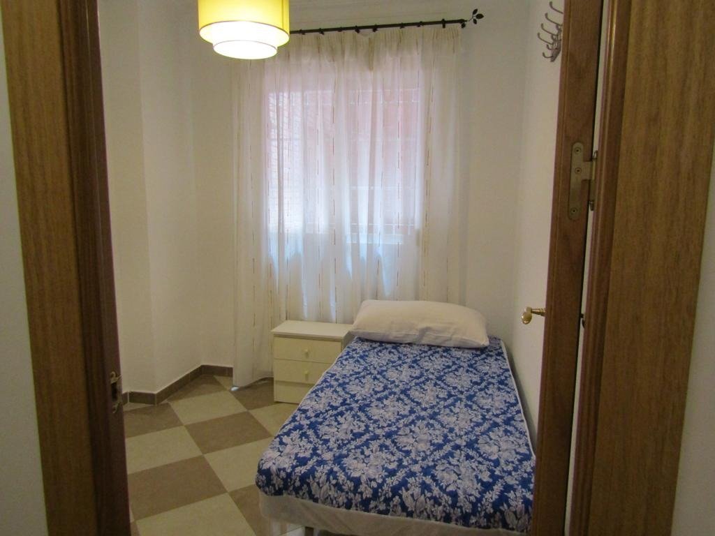 Piso de 90 m² en Granada