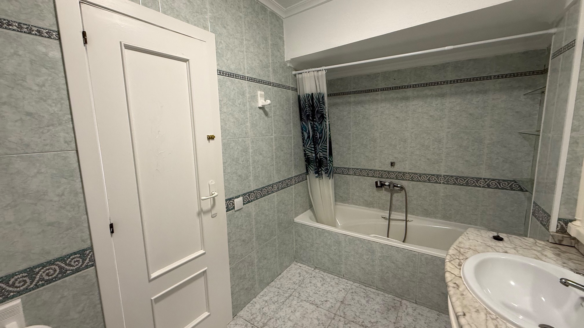 Piso de 80 m² en Sax