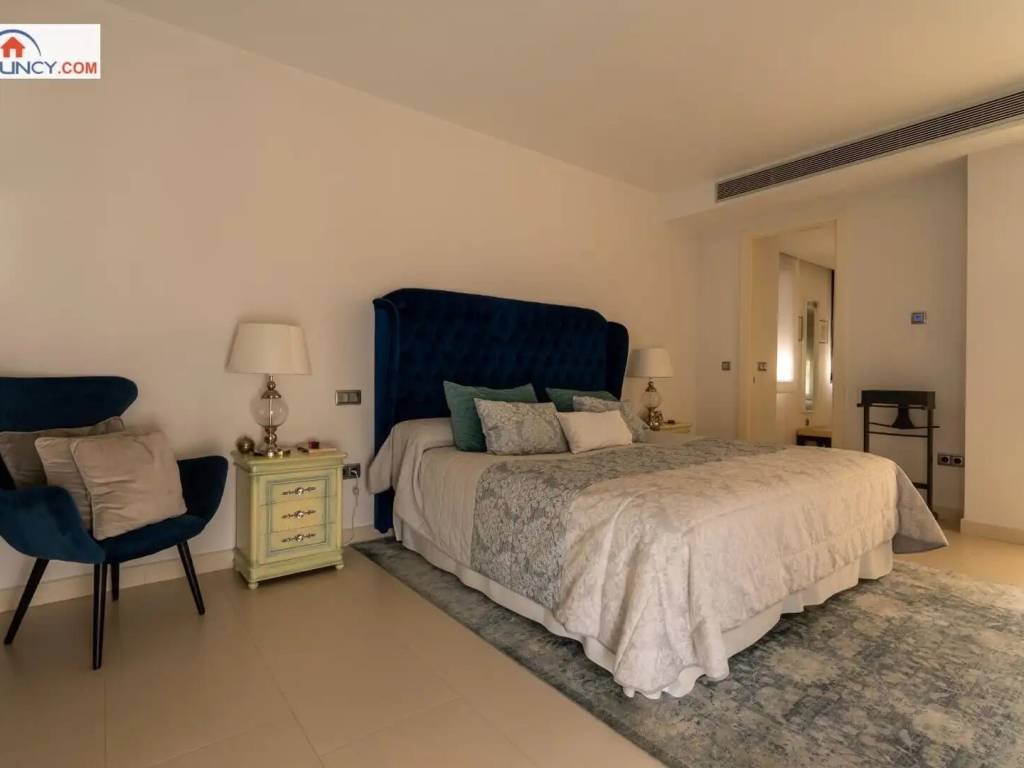 Casa de 372 m² en Dos Hermanas
