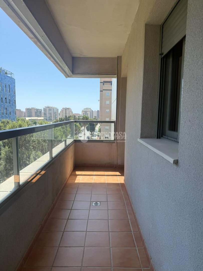 Pis de 100 m² a Almeria