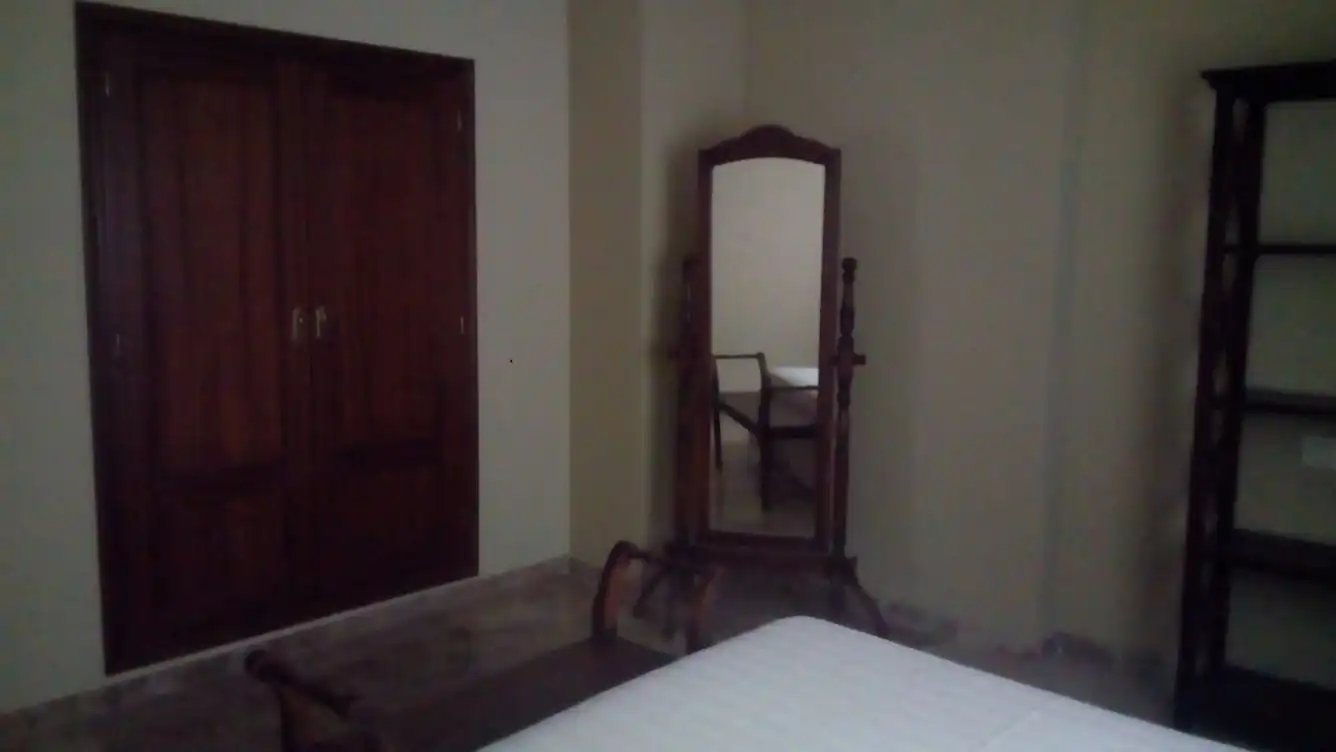 Pis de 75 m² a Còrdova