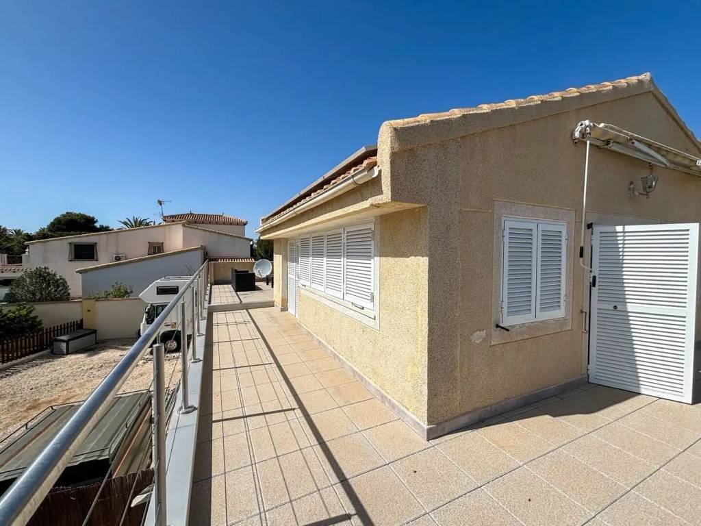 Casa de 180 m² en Orihuela