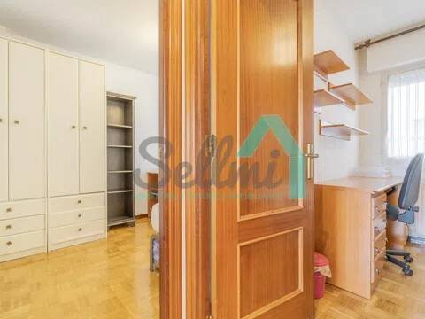 Wohnung 90 m² in Oviedo