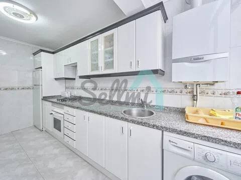 Piso de 86 m² en Oviedo