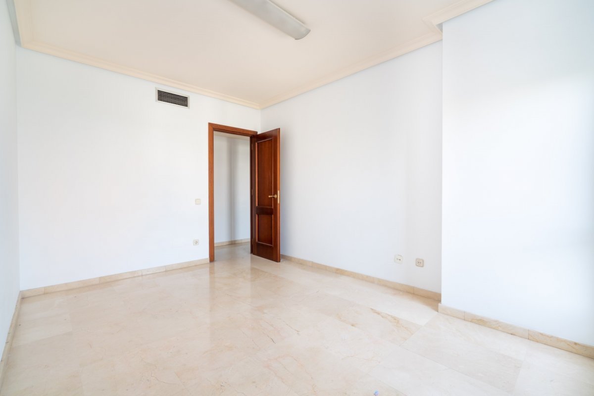 Piso de 218 m² en Almería