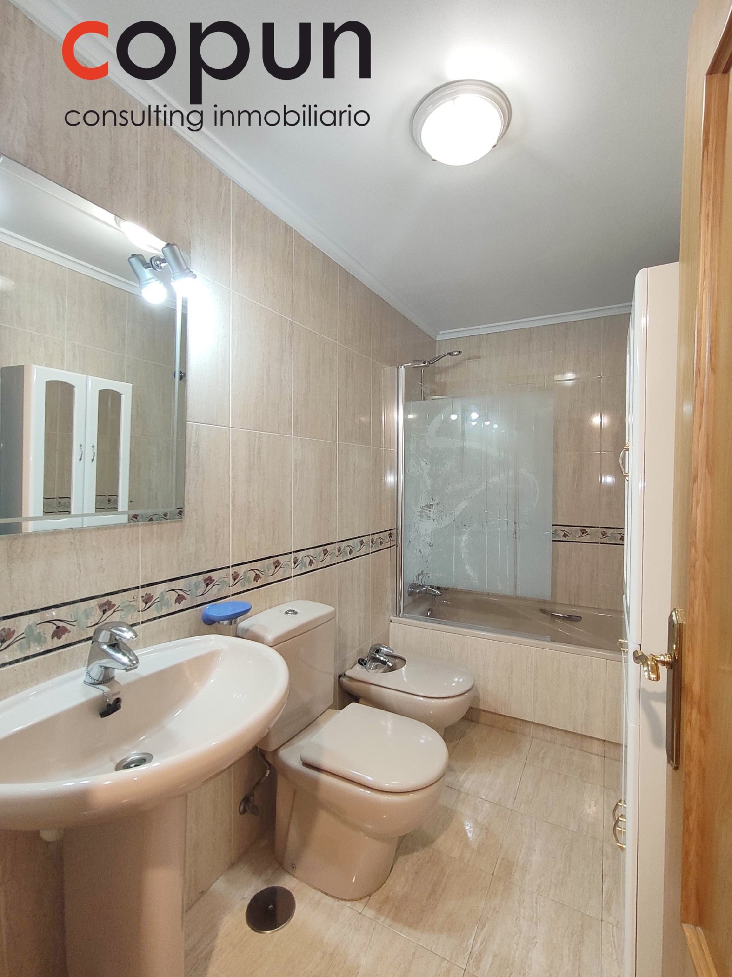Piso de 75 m² en Oviedo