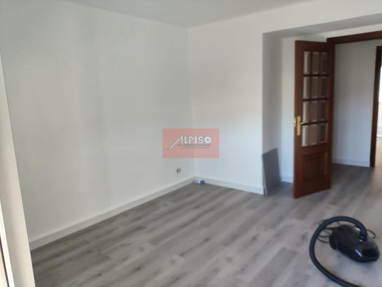Pis de 81 m² a Ourense