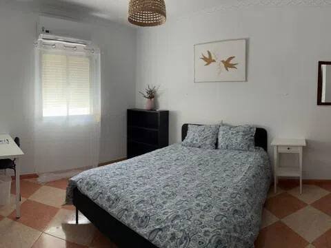 Habitación 150 m², Antequera