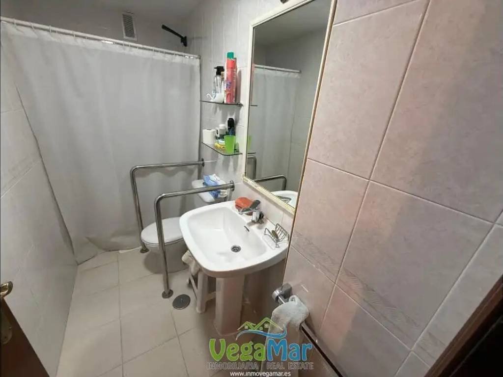 Wohnung 70 m² in Almuñécar